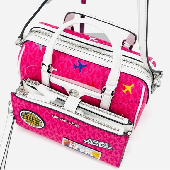Michael Kors Small Travel Duffle Xbody Bag & Double Zip Wallet Matching Set - Picture 5 of 9